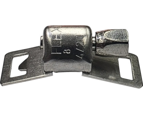 Conector metalic marcat cu FLEX 4120, format dintr-un corp central și două urechi plate cu orificii dreptunghiulare.