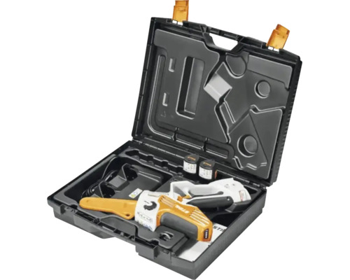 Set motofierăstrău cu acumulator Stihl GTA 26 în valiză de transport din plastic negru cu acumulatori și încărcător.