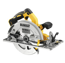 Fierăstrău circular cu acumulator DeWalt cu carcasă galben-negru și disc argintiu.