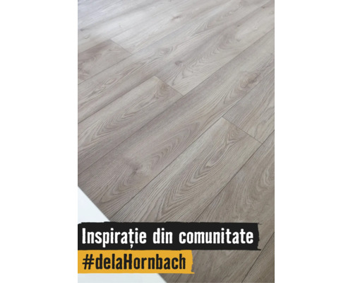 Pardoseală laminată cu aspect de lemn și nervuri. Inspirație din comunitatea Hornbach.