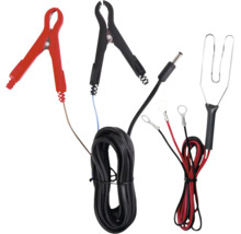 Set de accesorii pentru încărcătoare de baterii cu clești tip crocodil, papuci cu inel și cabluri de conectare.