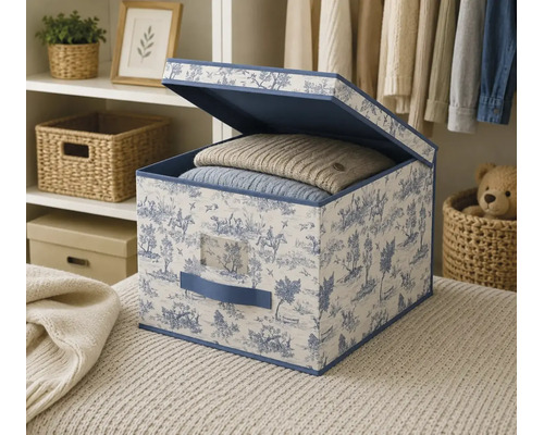 Cutie de depozitare pliabilă cu capac și model Toile de Jouy pentru depozitarea textilelor în dormitor.
