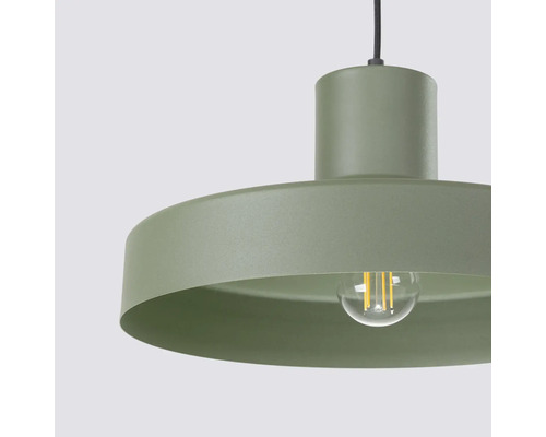 Pendul modern din metal cu abajur rotund și sursă de lumină integrată