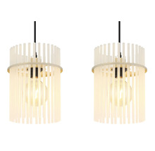 Două corpuri de iluminat suspendate cu abajur cilindric format din bare verticale pentru iluminatul interior.