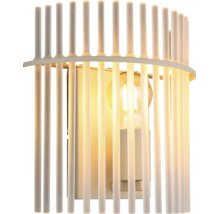 Lampă de perete modernă cu abajur din tije metalice și design semicircular