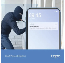 Smartphone cu notificare în aplicația Tapo privind detectarea persoanelor de către camera de supraveghere Tapo C310