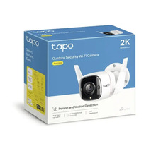 Cameră de securitate Wi-Fi de exterior Tapo C310 cu rezoluție 2K în ambalajul produsului
