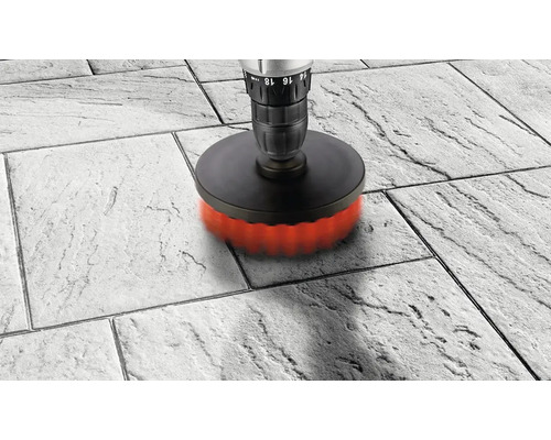Accesoriu pentru bormasina cu perie de curatare rotativa pentru curatarea pavajelor si a placilor de terasa