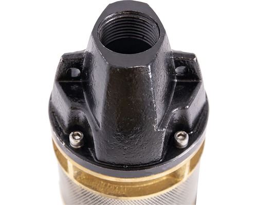 Prim-plan cu o pompă submersibilă cu racord filetat