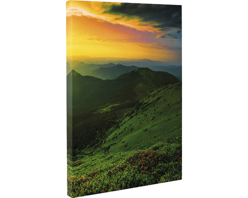 Imagine de perete cu un peisaj montan la răsărit