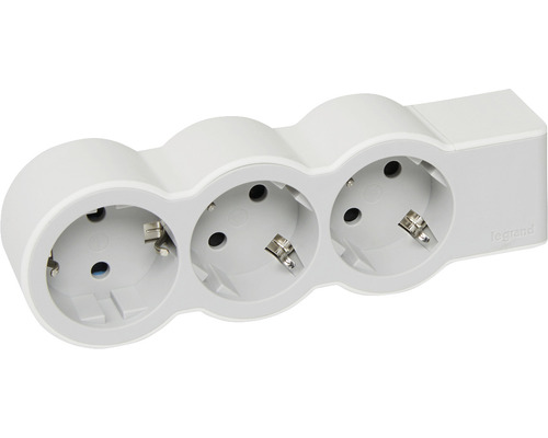 Adaptor triplu pentru priză