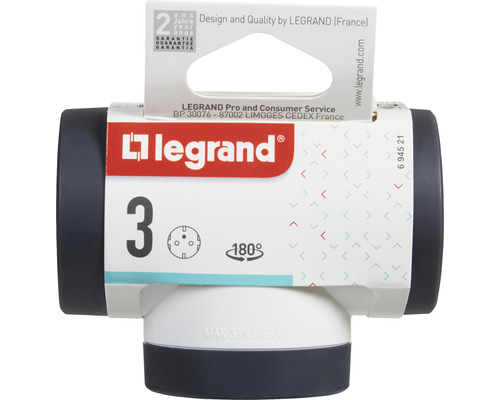 Siglă Legrand. Priză triplă cu ștecăr rotativ.