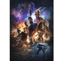 Afișul filmului Avengers: Endgame cu diverși supereroi pe un fundal cosmic.