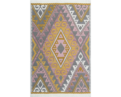 Covor cu model geometric