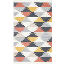 Covor cu model geometric