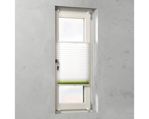 Fereastră cu jaluzea plisată pentru intimitate și protecție solară