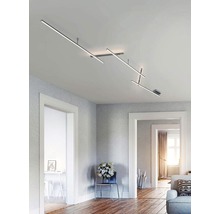 Plafonieră modernă cu design liniar într-un living.