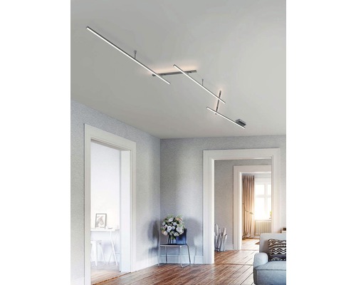 Plafonieră modernă cu design liniar într-un living.