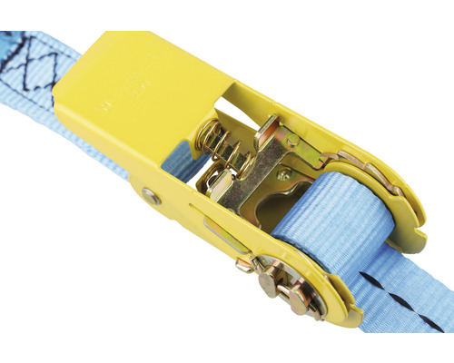 Prim-plan cu o chingă de ancorare cu clichet