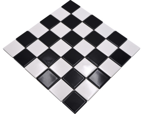 Placă de mozaic în model de tablă de șah