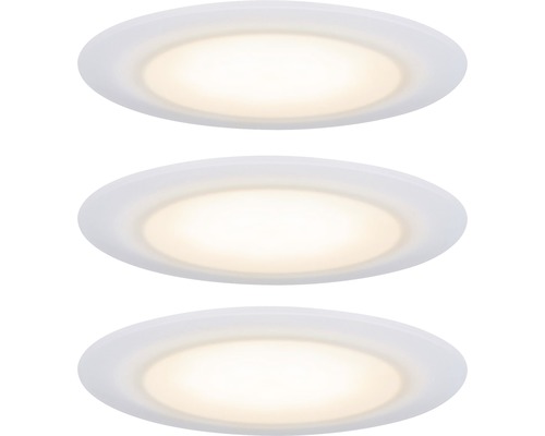 Trei spoturi LED încastrate