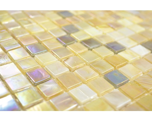 Prim-plan cu plăci de mozaic