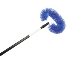 Pămătuf cu tijă telescopică