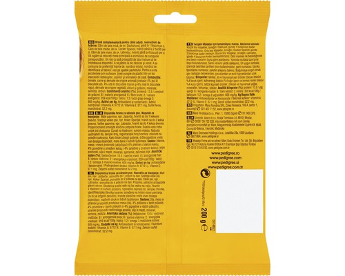 Spatele unui pachet de recompense pentru câini Pedigree cu informații despre produs