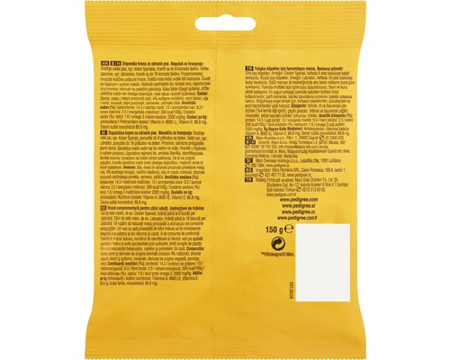 Spatele ambalajului de gustări pentru câini Pedigree cu lista ingredientelor și recomandări de hrănire.