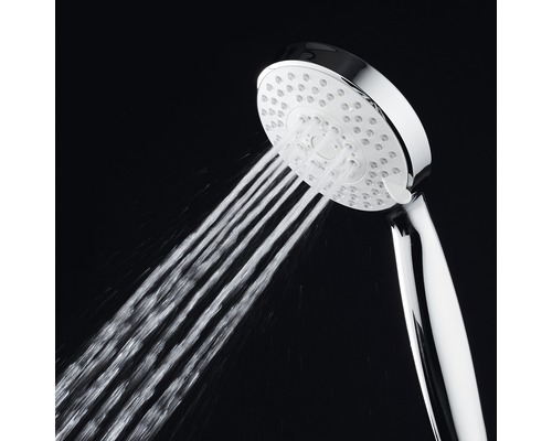 Duș de mână cu jet de apă