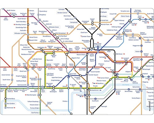 Hartă a metroului londonez cu diferite linii și stații.