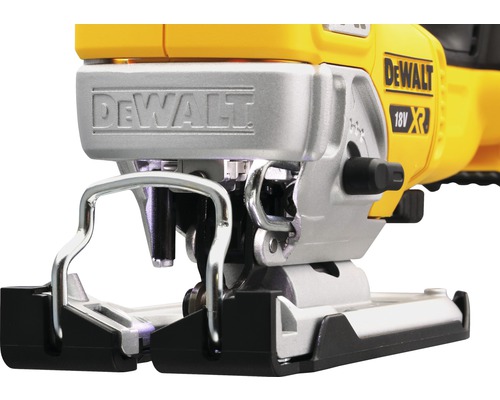 Imagine detaliată cu un ferăstrău vertical DeWalt, 18 volți.