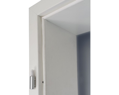 Detaliu etanșare ușă pe un toc de ușă