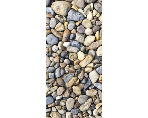 Prim-plan cu pietriș decorativ