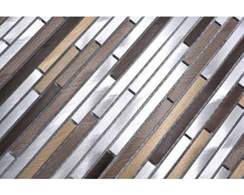 Placă de mozaic cu aspect de lemn și metal