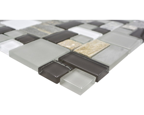 Mozaic din sticlă și piatră