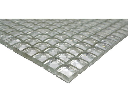 Prim-plan cu un mozaic din sticlă