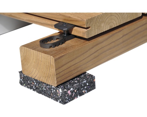 Decking de terasă pe substructură cu picior reglabil și suport de cauciuc