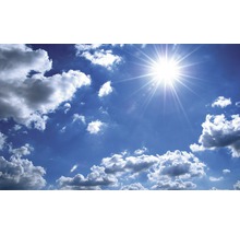 Cer cu nori și soare