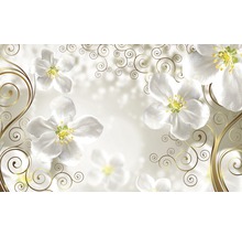 Tapet decorativ cu flori albe și volute aurii pentru decorarea pereților.