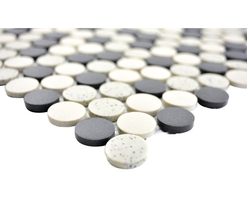 Plăci de mozaic cu forme rotunde în diferite culori