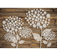 Model floral decorativ pe panouri de lemn pentru interior
