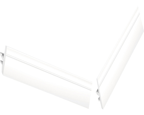 Două plinte albe într-un unghi