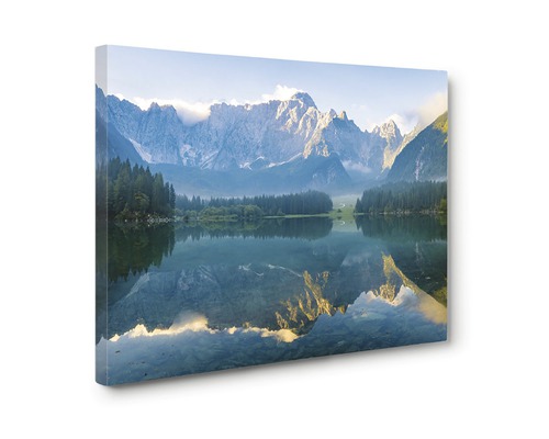 Tablou canvas cu peisaj montan și reflexie în lac