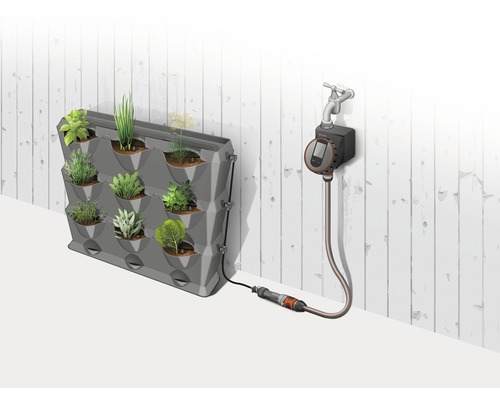 Grădină verticală de ierburi aromatice cu sistem de irigare și ceas cu temporizator