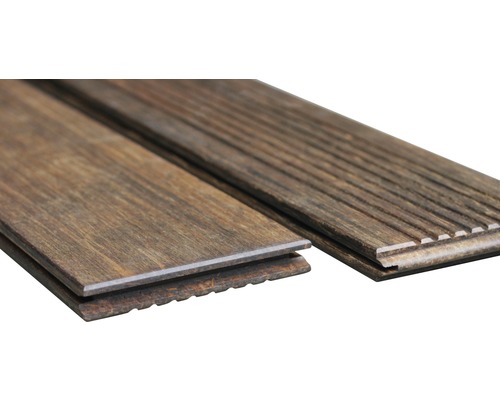 Scânduri de terasă din lemn cu suprafață netedă și canelată