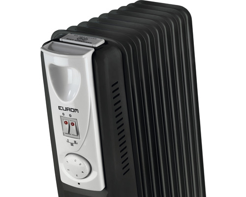 Imagine detaliată cu un radiator electric cu ulei