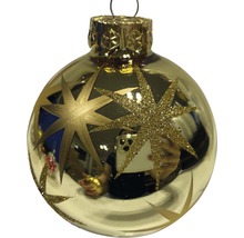 Glob de brad auriu cu motive de stele