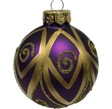 Glob de pom de Crăciun cu decor auriu