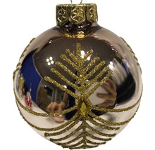 Glob de pom de Crăciun cu motiv de frunză strălucitoare